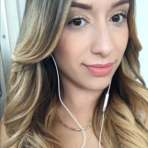 Meet your Posher, Tiffany